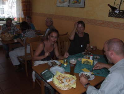 Gemeinsames Pilzessen